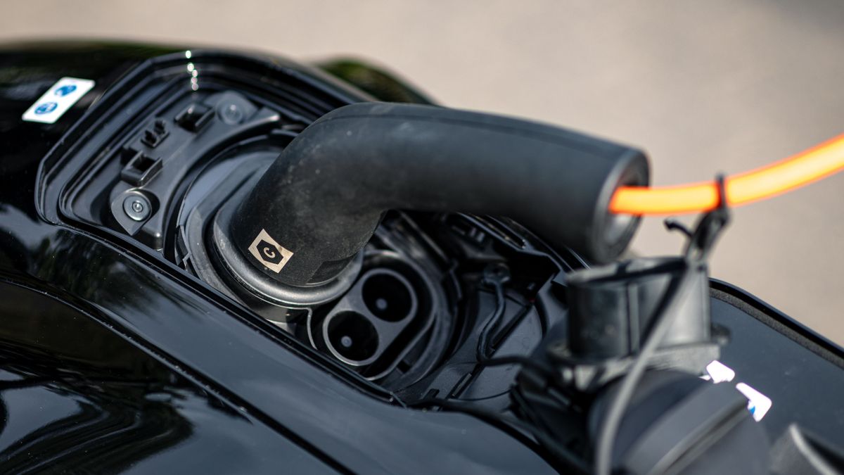 20260910 Budapest
Honda WN7 elektromos motorkerékpár.
fotó: Polyák Attila
Magyar Nemzet