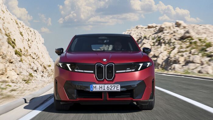 BMW ix4