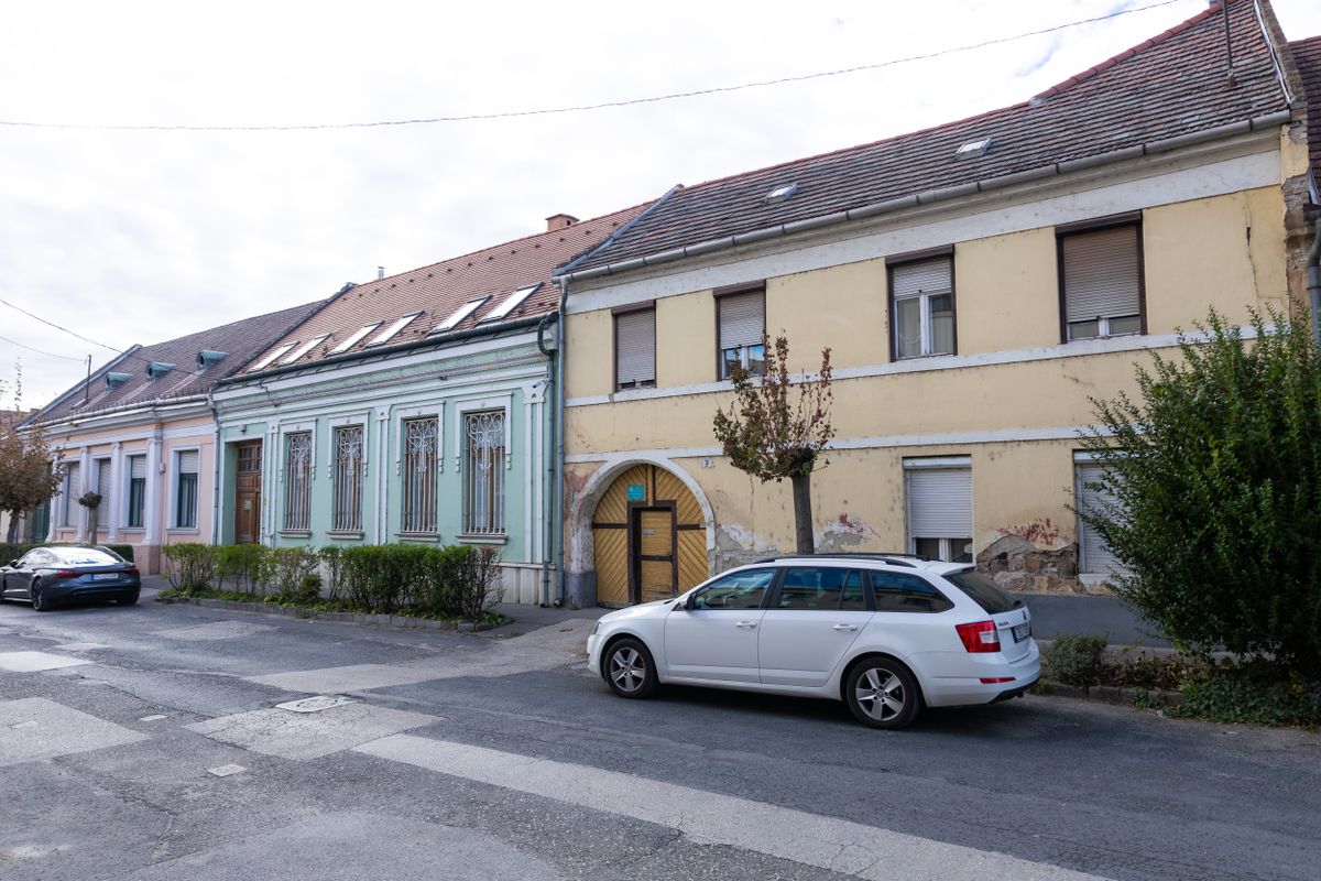 IV. Béla elveszett sírja nyomában Esztergomban.
Esztergom, IV. Béla, Ferences Szent-Anna templom