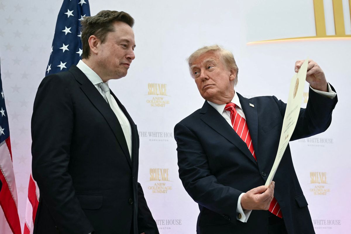 Elon Musk cége korlátozhatta Ukrajna számára a Starlinket (Fotó: KENT NISHIMURA / AFP)